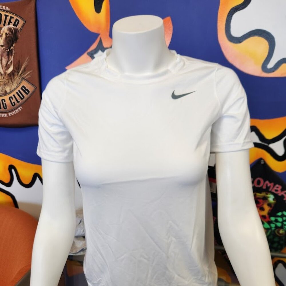 NWT Nike Youth Dri-Fit Tee - Youth Large